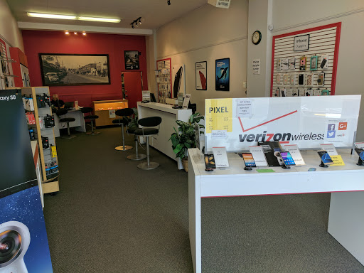 Cell Phone Store «Sound Advice Cellular», reviews and photos, 4502 California Ave SW, Seattle, WA 98116, USA