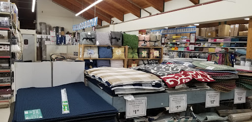 Discount Store «Ocean State Job Lot», reviews and photos, 133 River Rd, Canton, CT 06019, USA