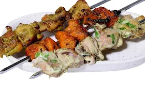 Pishori Chicken & Kabab image