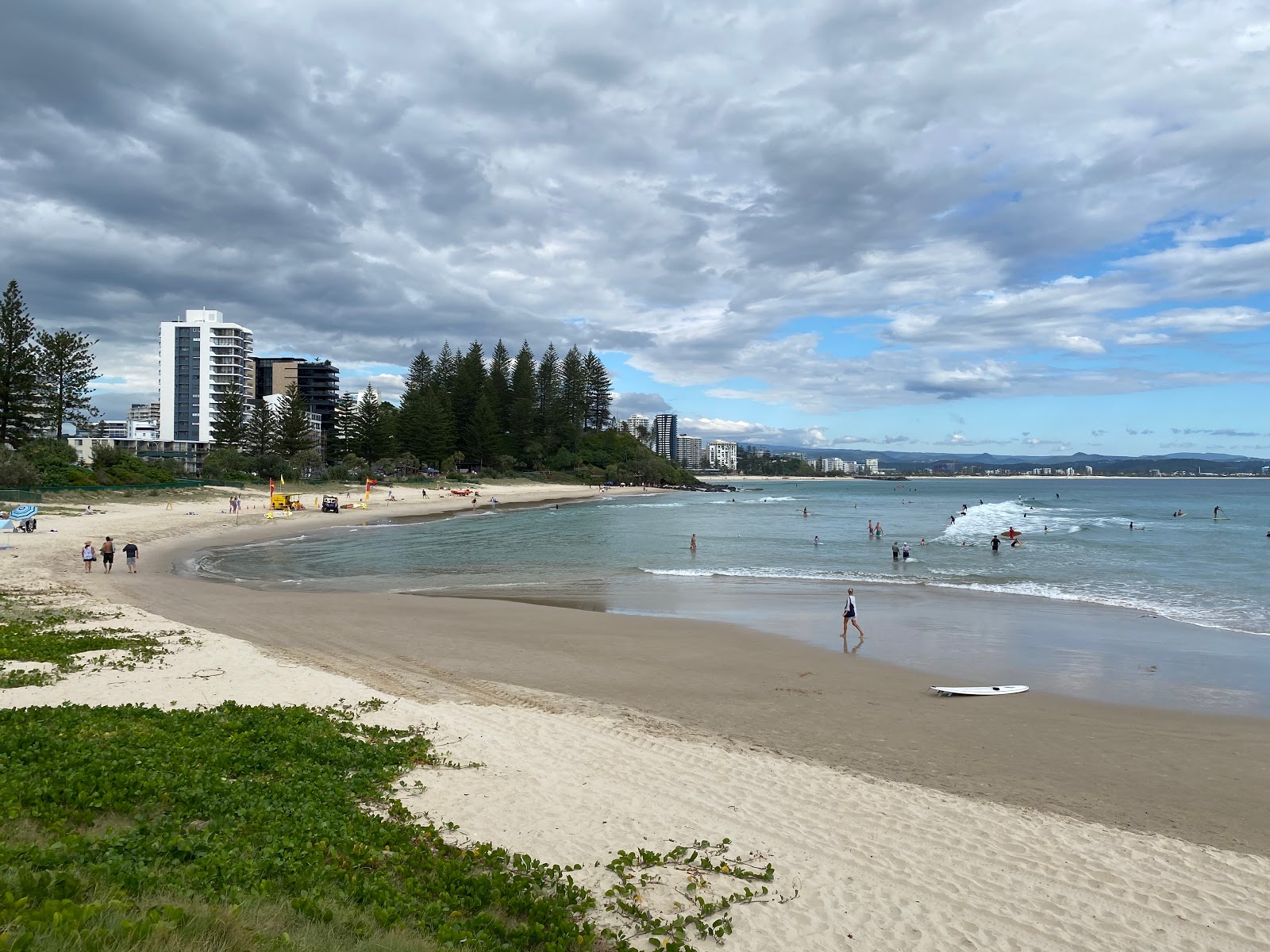 Zdjęcie Plaża Coolangatta (Plaża Greenmount) z poziomem czystości wysoki