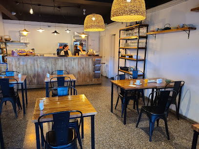 Café Beltran - Av. San Martín 2109, M5500EHZ M5500EHM, Mendoza, Argentina