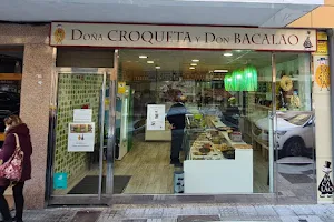 Doña Croqueta y Don Bacalao image