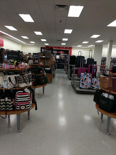 Department Store «T.J. Maxx & HomeGoods», reviews and photos, 24630 Dulles Landing Dr, Dulles, VA 20166, USA