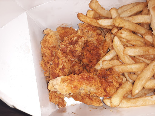 American Restaurant «Golden Chick», reviews and photos, 202 S Cedar Ridge Dr, Duncanville, TX 75116, USA