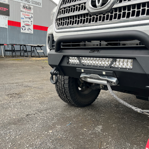 Trailer Hitch Supplier «S&R Motorz Inc», reviews and photos, 731 W Baseline St suite#1, Cornelius, OR 97113, USA