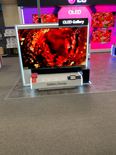 Electronics Store «Best Buy», reviews and photos, 1632 Stringtown Rd, Grove City, OH 43123, USA