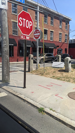 Dry Cleaner «Bill Del Nero Cleaners & Laundry», reviews and photos, 11 Farewell St, Newport, RI 02840, USA