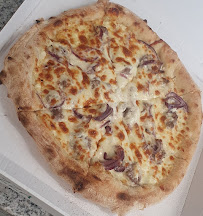 Pizza du Restauration rapide BURGORPIZZA à Salernes - n°9