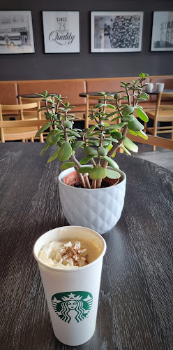 Starbucks Auchan Budaörs - Kávézó