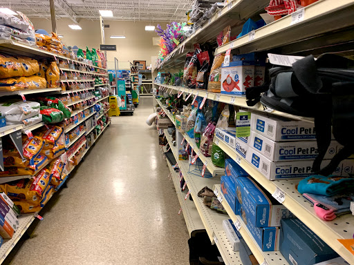 Pet Supply Store «PetSmart», reviews and photos, 400 Universal Dr N, North Haven, CT 06473, USA