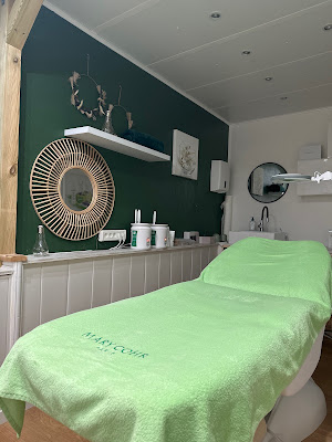 BEAUTY STUDIO by Cristina à Mèze