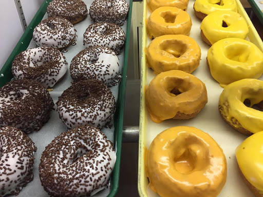 Donut Shop «Donut Country», reviews and photos, 1311 Memorial Blvd, Murfreesboro, TN 37129, USA