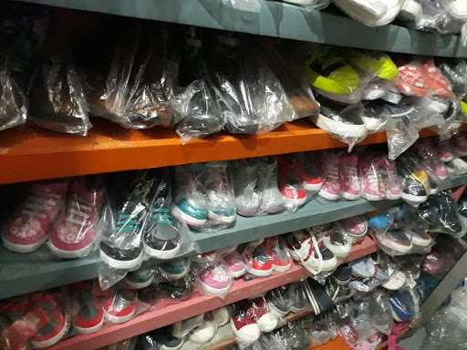 DIVINEGRACE AFRICAN ART AND CRAFT, Shop E1E oba elegushi international market Eti osa local government area, 102311, Lekki, Nigeria, Craft Store, state Lagos