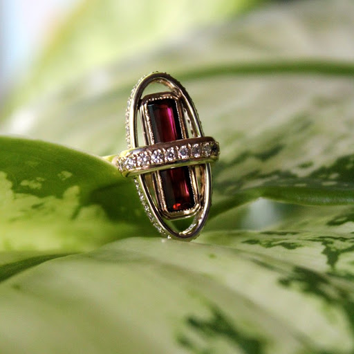 Jewelry Store «Ellis Jewelers», reviews and photos, 2927 Lakewood Village Dr, North Little Rock, AR 72116, USA