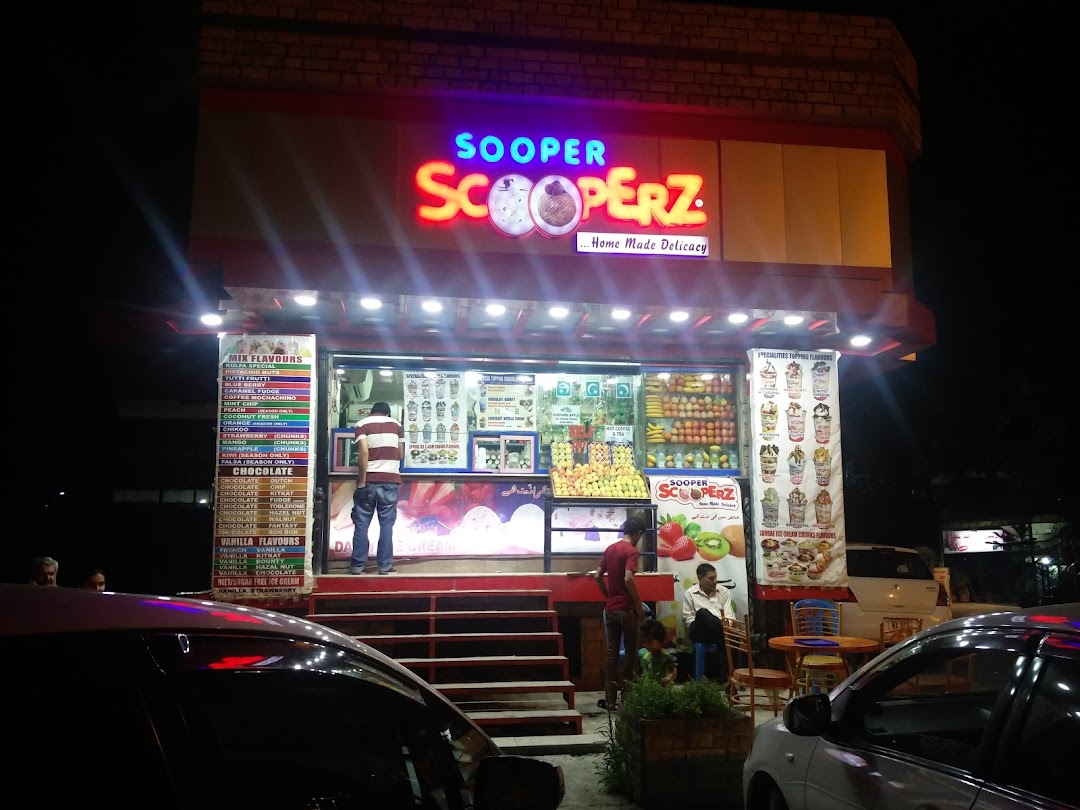 Sooper Scooperz