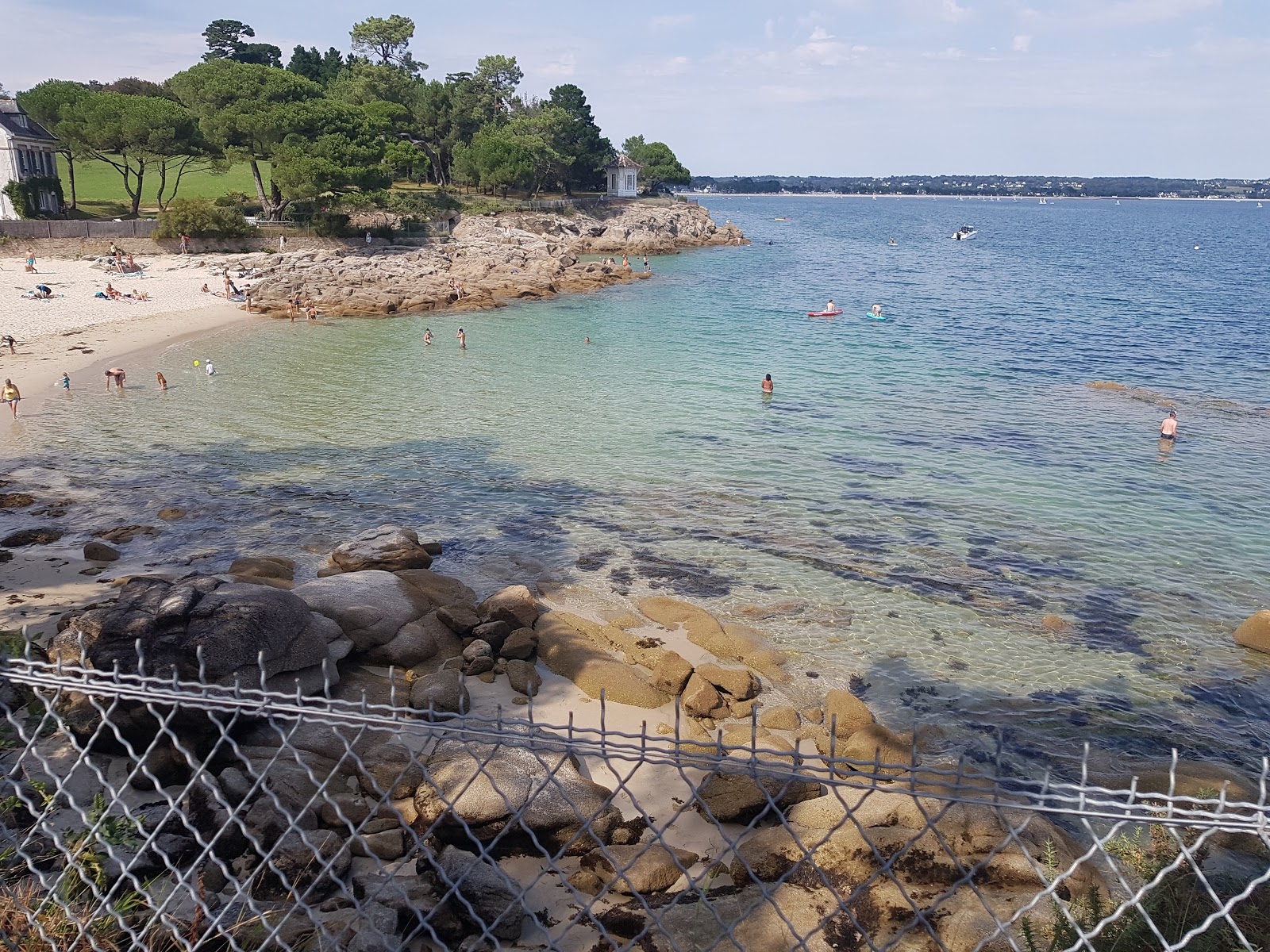 Plage de Bot-Conan'in fotoğrafı - rahatlamayı sevenler arasında popüler bir yer