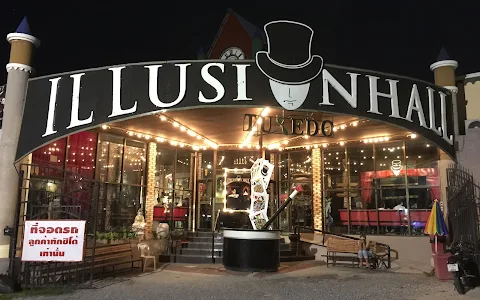 Tuxedo Illusion Hall image