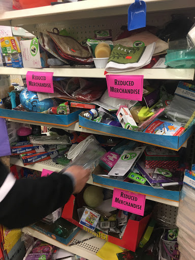 Dollar Store «Dollar Tree», reviews and photos, 13619 Mukilteo Speedway, Lynnwood, WA 98087, USA