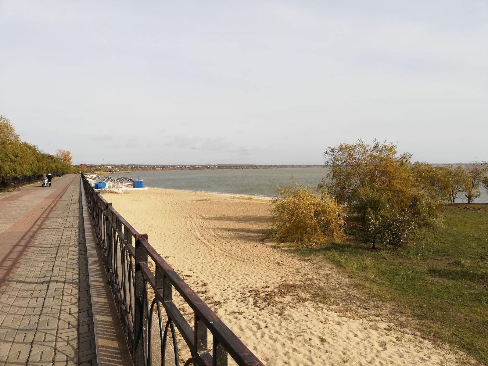 Valokuva Plazh Taganrog IIista. villi alue