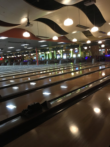 Bowling Alley «Vero Bowl Lanes & Lounge», reviews and photos, 929 14th Ln, Vero Beach, FL 32960, USA