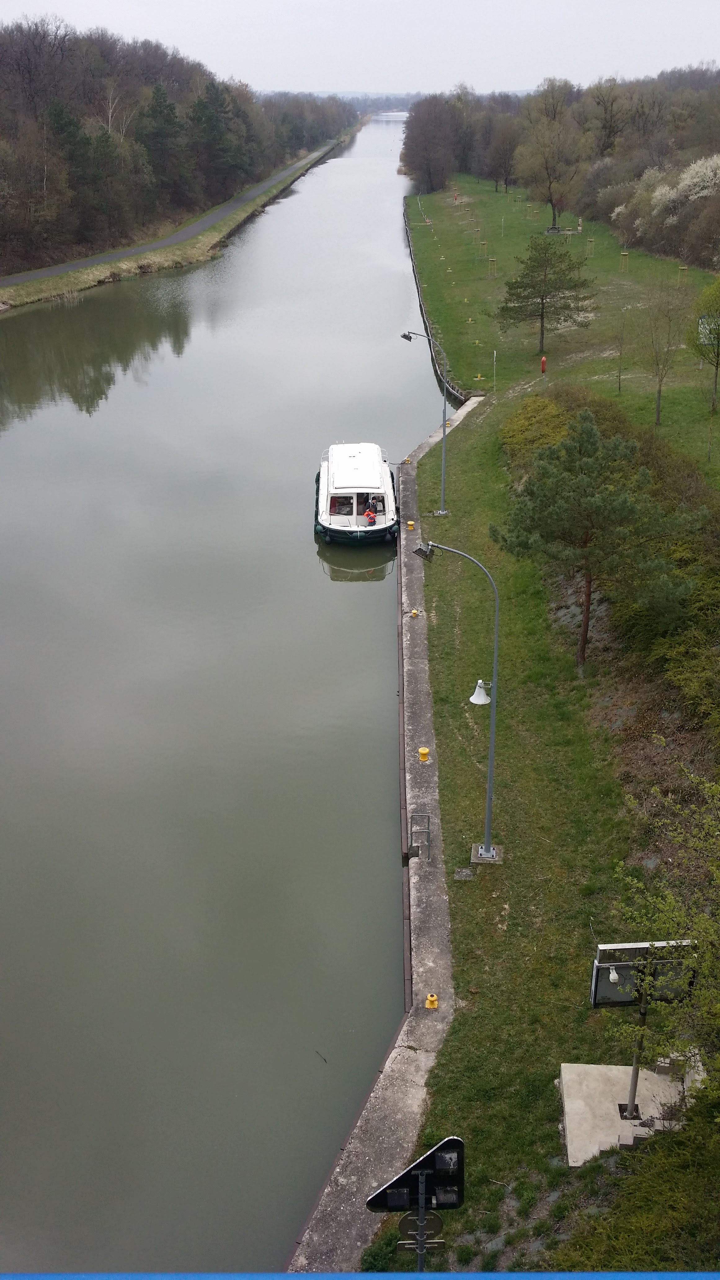 Photo n° 1 de l'avis de Rolf.e fait le 19/04/2019 à 10:56