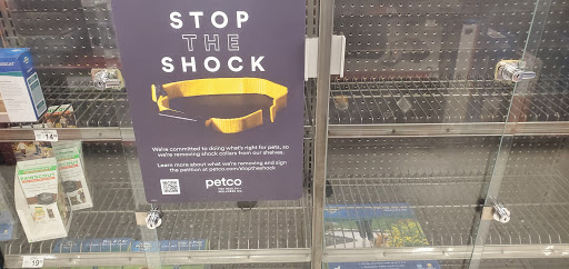 Pet Supply Store «Petco Animal Supplies», reviews and photos, 2765 Papermill Rd G-1, Reading, PA 19610, USA