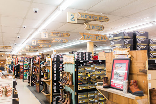 Outdoor Sports Store «Barnes Store», reviews and photos, 1332 Bankhead Hwy, Carrollton, GA 30116, USA