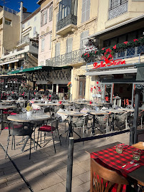 Atmosphère du Restaurant italien Bella Storia à Cannes - n°3