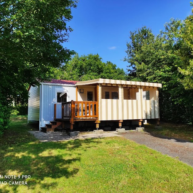 Logis de L'Oumois:Gîtes,Camping,Chalets,Mobil-Homes proche Puy du Fou, au bord de l'eau, Maine-et-Loire, Pays de la Loire à Maulevrier (Maine-et-Loire 49)