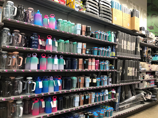 Variety Store «Five Below», reviews and photos, 3910 Commerce Blvd, Dickson City, PA 18519, USA