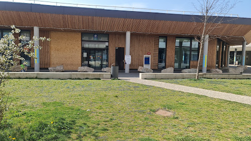 Centre social CAF Villefontaine