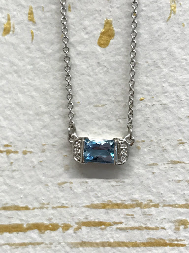 Jewelry Store «Bryn Mawr Jewelry Co», reviews and photos, 1125 W Bryn Mawr Ave, Chicago, IL 60660, USA