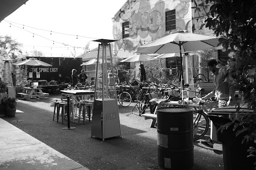  «The Spoke Easy», reviews and photos, 1523 Elizabeth Ave #120, Charlotte, NC 28204, USA