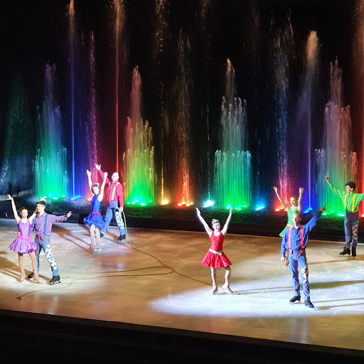 Цирк танцующих фонтанов «Аквамарин»
