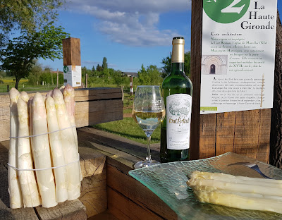 Asperges à Val-de-Livenne