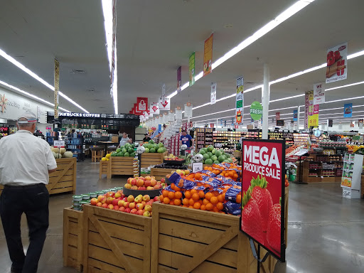 Hy-Vee Wine & Spirits, 510 E 6th St, Muscatine, IA 52761, USA, 