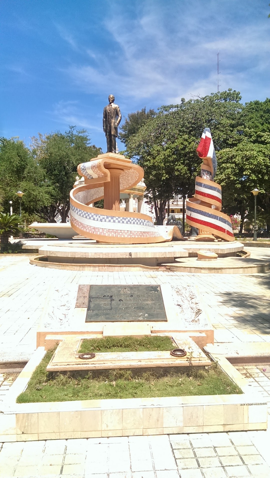 Estatua De Francisco Del Rosario Sanchez