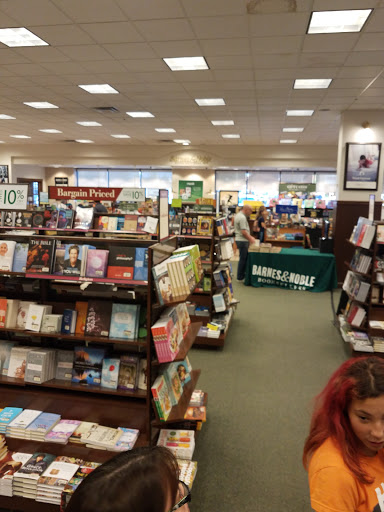 Book Store «Barnes & Noble», reviews and photos, 8029 Kingston Pike, Knoxville, TN 37919, USA