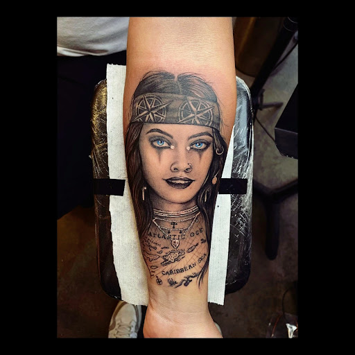 Explore cute neck tattoo ideas, creative tattoo ideas in Miami, available at Miami Tattoo & Co Midtown