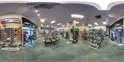 Shoe Store «Shoe Mill», reviews and photos, 659 NW 12th St, Gresham, OR 97030, USA