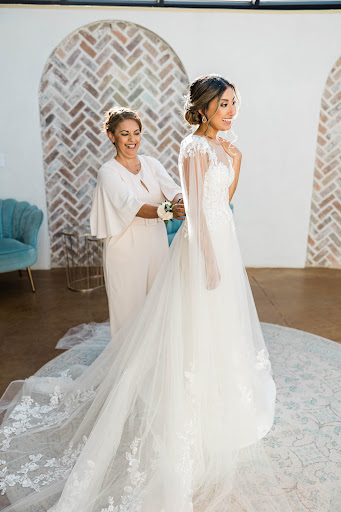 Bridal Shop «Winnie Couture», reviews and photos, 5152 Buffalo Speedway, Houston, TX 77005, USA