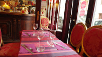 Atmosphère du Restaurant kazakh Chez Mademoiselle Paris 15-Cuisine d'Asie Centrale - n°17