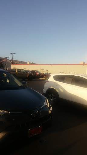 Toyota Dealer «Manhattan Beach Toyota», reviews and photos, 1500 N Sepulveda Blvd, Manhattan Beach, CA 90266, USA