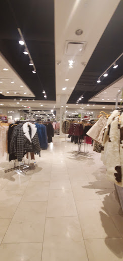 Clothing Store «Forever 21», reviews and photos, 651 Kapkowski Rd, Elizabeth, NJ 07201, USA