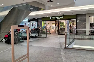La Fira Shopping Centre image