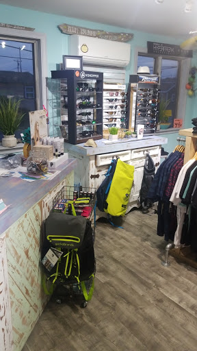 Liquor Store «The Cottage Island Market», reviews and photos, 14 Plum Island Turnpike, Newbury, MA 01951, USA