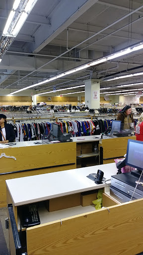 Thrift Store «MyUnique», reviews and photos, 218 W 234th St, Bronx, NY 10463, USA