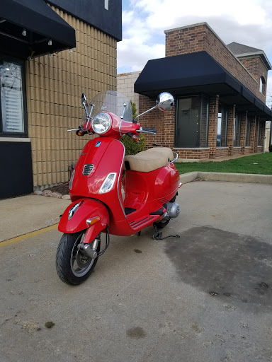 Auto Body Shop «Glenbard Auto Body», reviews and photos, 350 W Roosevelt Rd, Lombard, IL 60148, USA