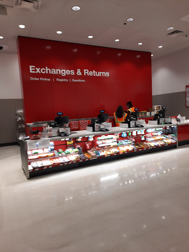 Department Store «Target», reviews and photos, 1717 Olentangy River Rd, Columbus, OH 43212, USA