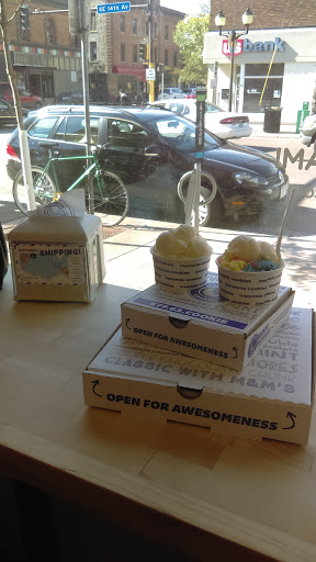 Cookie Shop «Insomnia Cookies», reviews and photos, 402 14th Ave SE, Minneapolis, MN 55414, USA